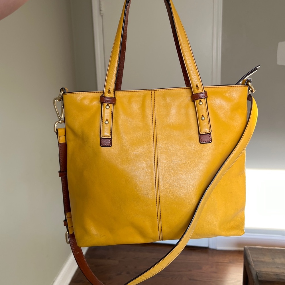 Vera Bradley Canyon tote